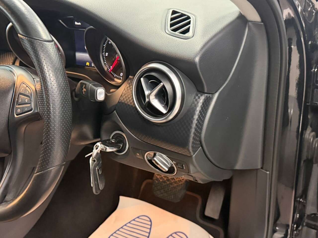 2016 MERCEDES-BENZ A-CLASS 2016 MERCEDES-BENZ A-CLASS