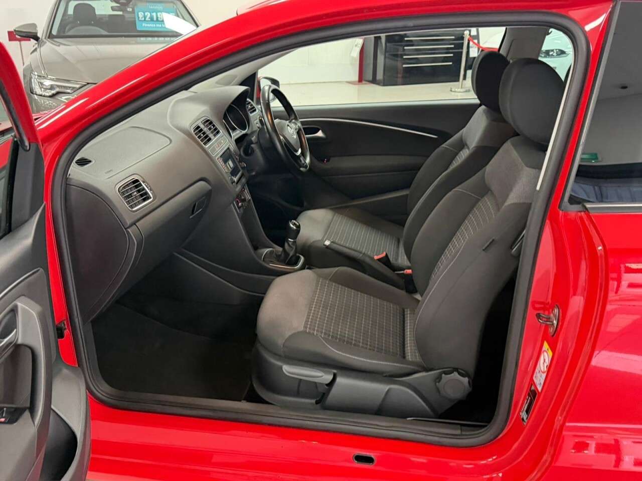 2017 VOLKSWAGEN POLO 2017 VOLKSWAGEN POLO