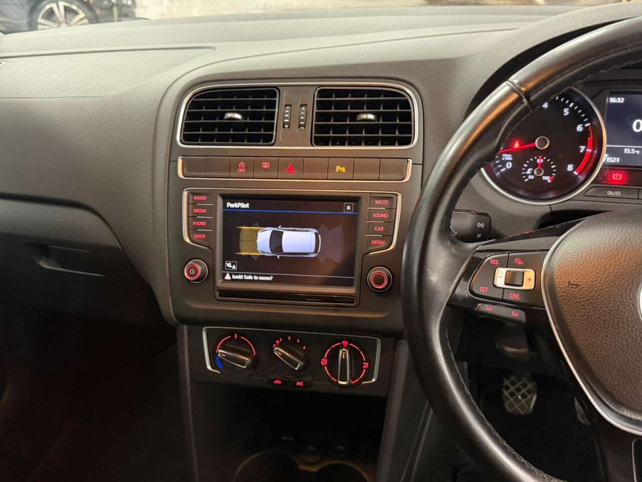 2017 VOLKSWAGEN POLO 2017 VOLKSWAGEN POLO