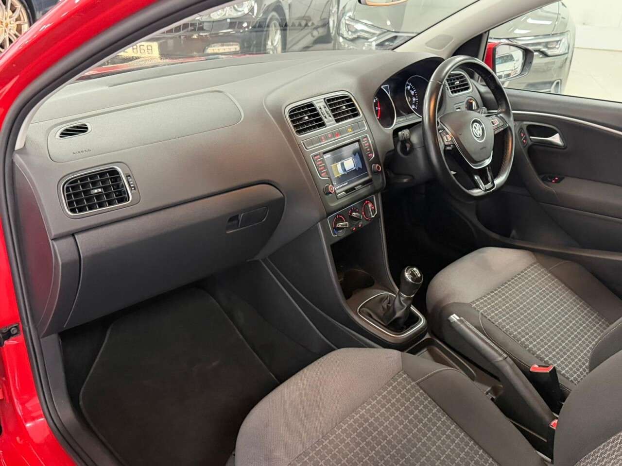 2017 VOLKSWAGEN POLO 2017 VOLKSWAGEN POLO