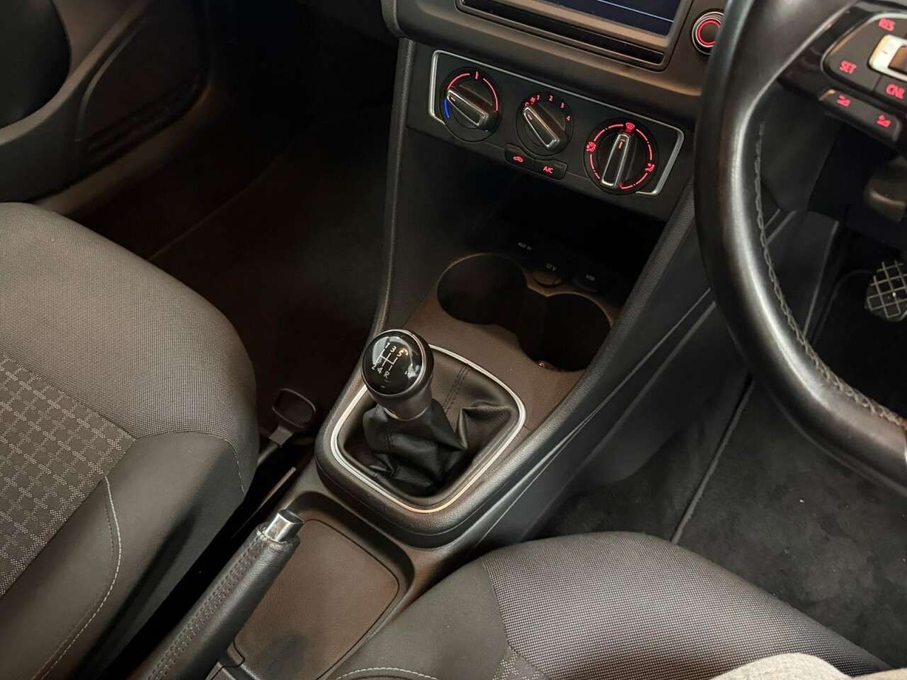 2017 VOLKSWAGEN POLO 2017 VOLKSWAGEN POLO