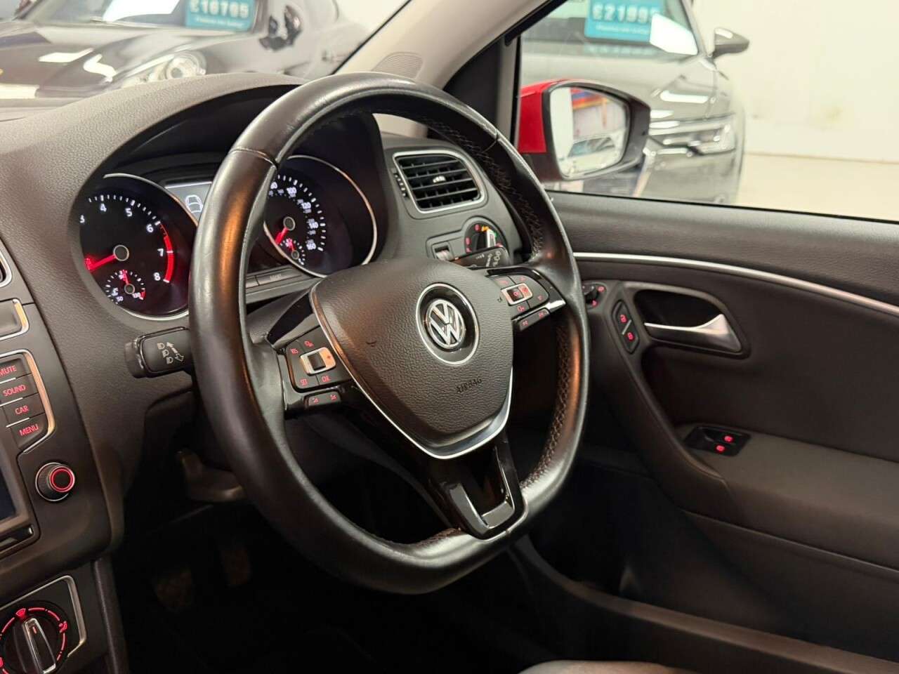 2017 VOLKSWAGEN POLO 2017 VOLKSWAGEN POLO