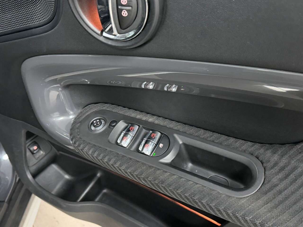 2017 MINI COUNTRYMAN 2017 MINI COUNTRYMAN