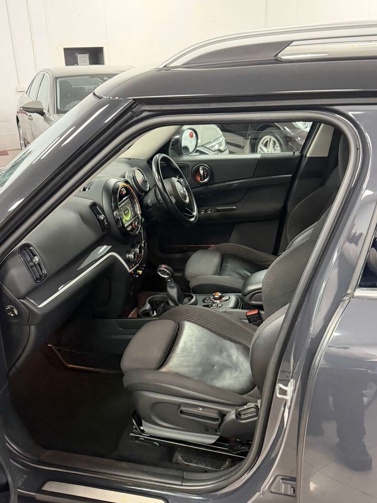 2017 MINI COUNTRYMAN 2017 MINI COUNTRYMAN