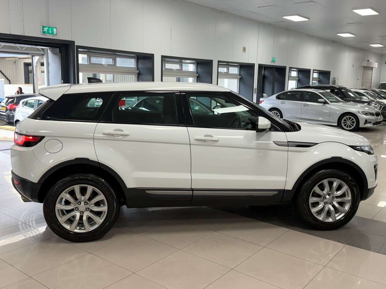 2018 LAND ROVER RANGE ROVER EVOQUE 2018 LAND ROVER RANGE ROVER EVOQUE