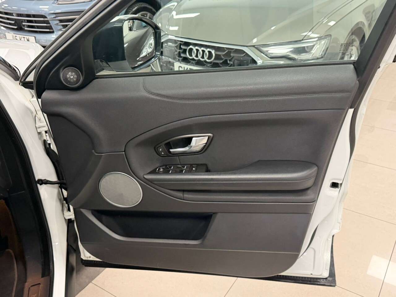 2018 LAND ROVER RANGE ROVER EVOQUE 2018 LAND ROVER RANGE ROVER EVOQUE