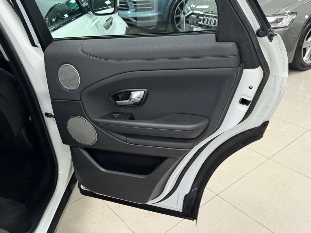 2018 LAND ROVER RANGE ROVER EVOQUE 2018 LAND ROVER RANGE ROVER EVOQUE