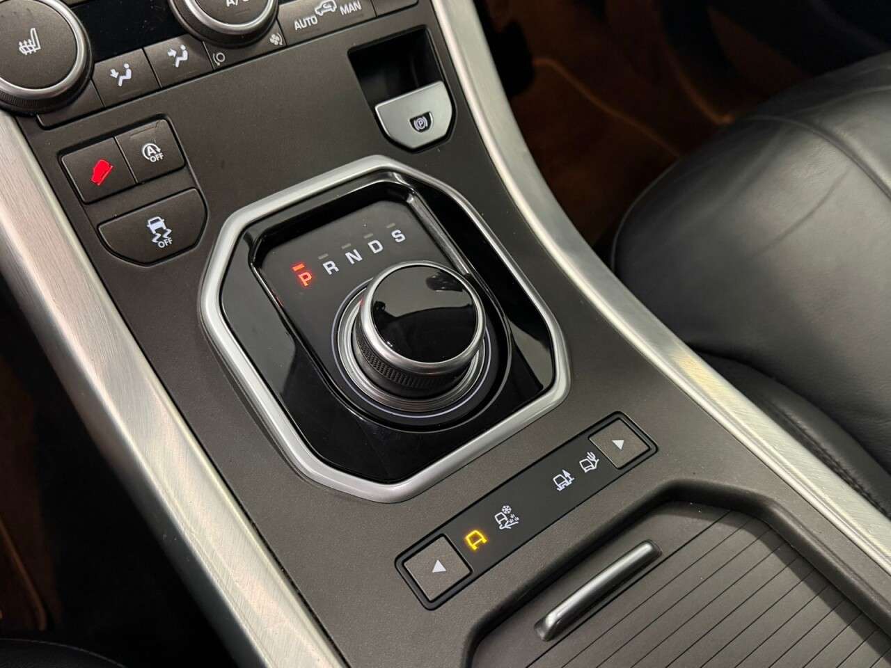 2018 LAND ROVER RANGE ROVER EVOQUE 2018 LAND ROVER RANGE ROVER EVOQUE