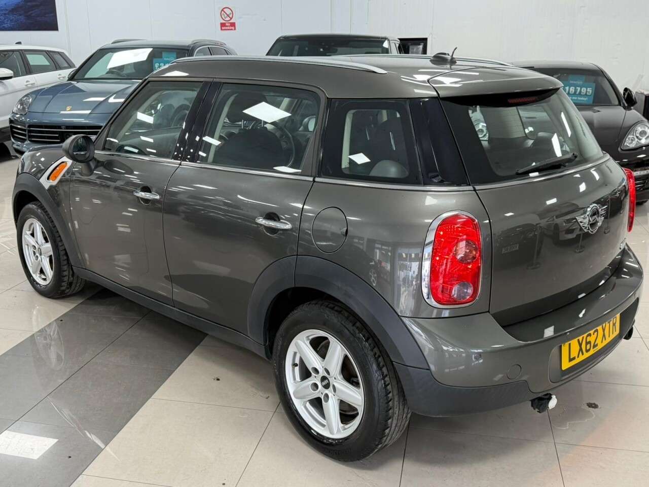 2012 MINI COUNTRYMAN 2012 MINI COUNTRYMAN