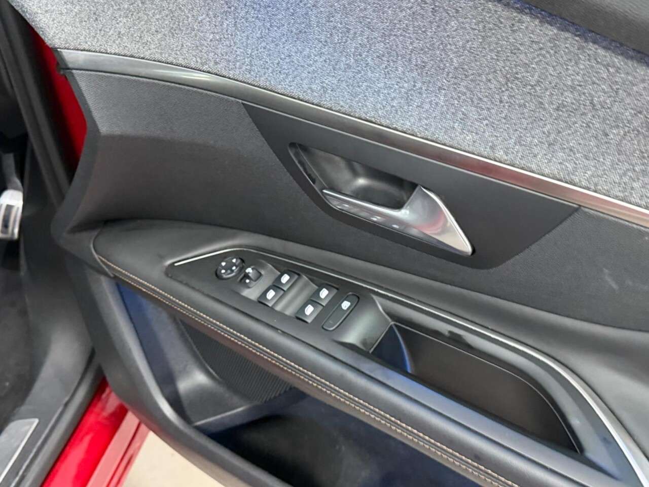 2018 PEUGEOT 3008 2018 PEUGEOT 3008