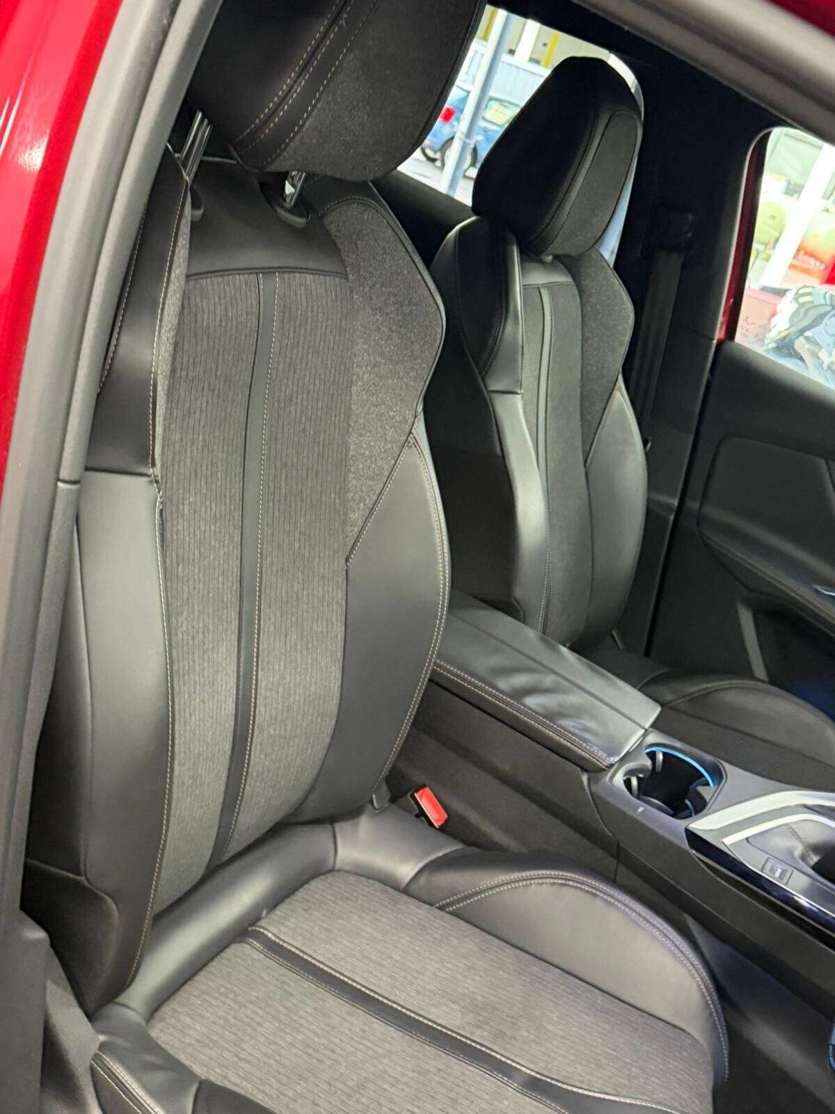 2018 PEUGEOT 3008 2018 PEUGEOT 3008