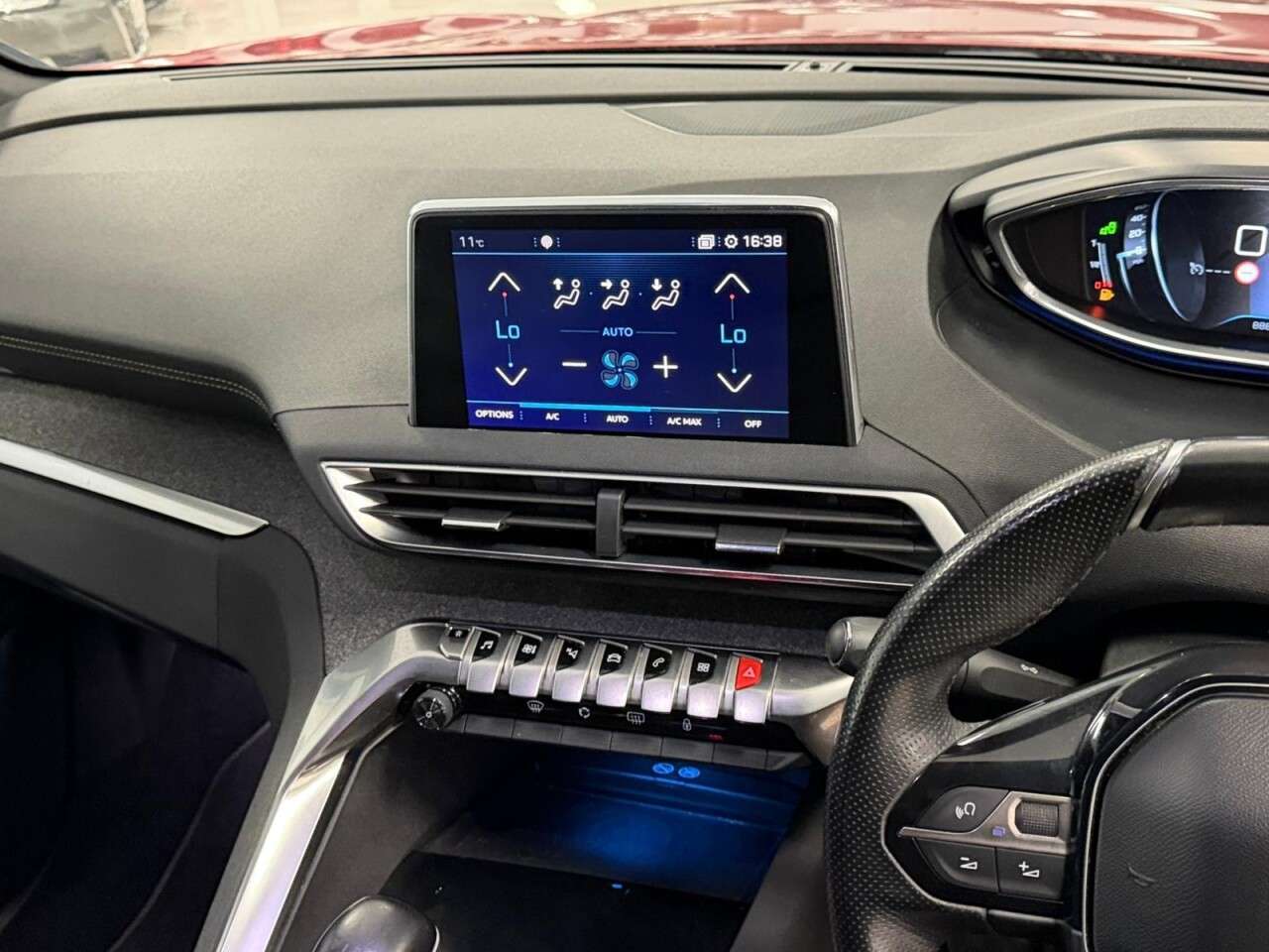 2018 PEUGEOT 3008 2018 PEUGEOT 3008