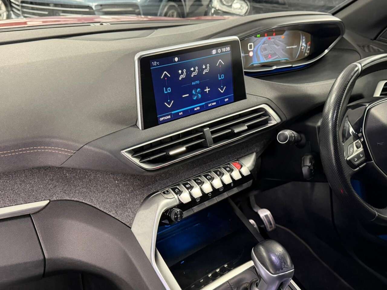 2018 PEUGEOT 3008 2018 PEUGEOT 3008