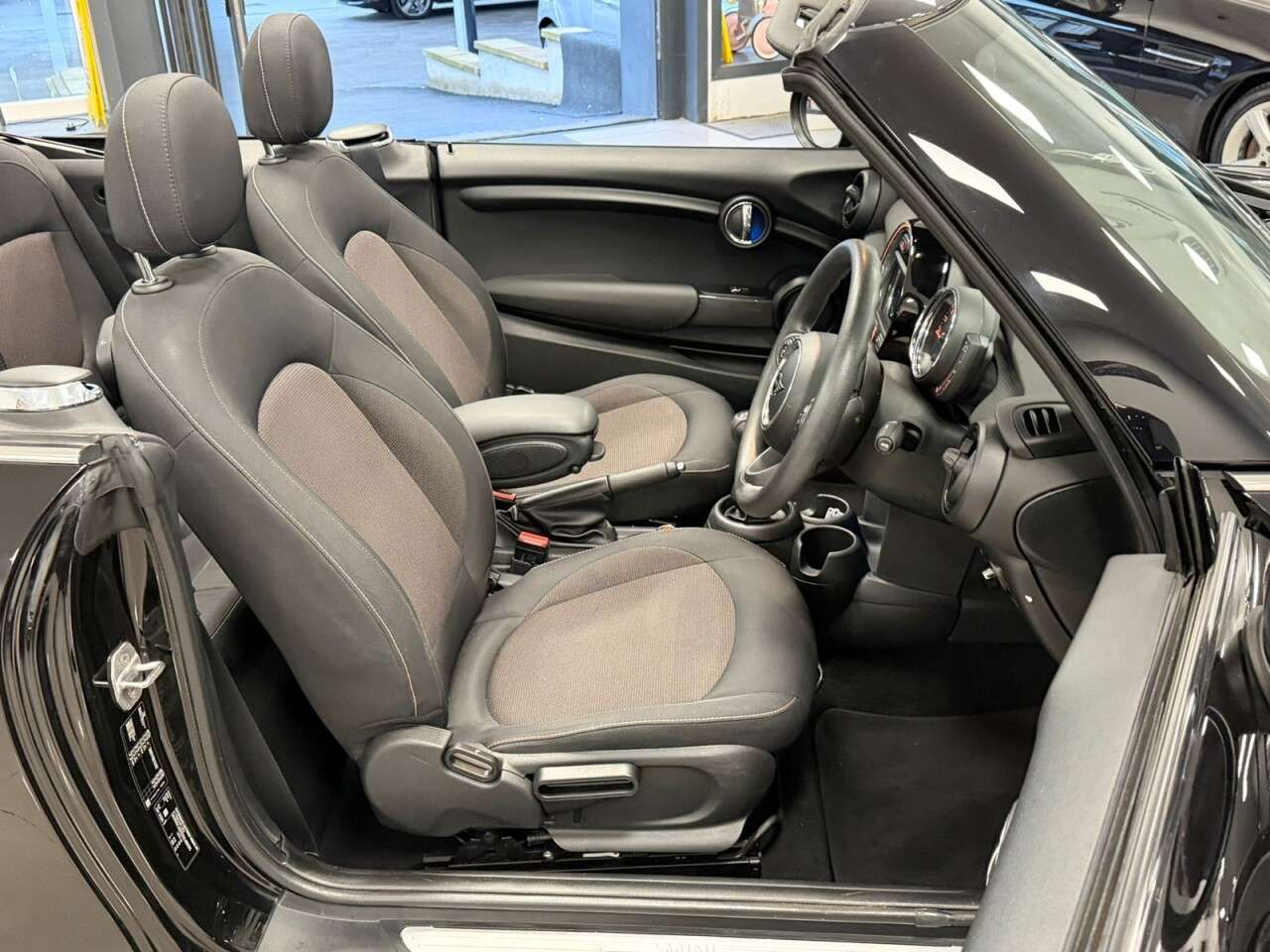 2020 MINI CONVERTIBLE 2020 MINI CONVERTIBLE