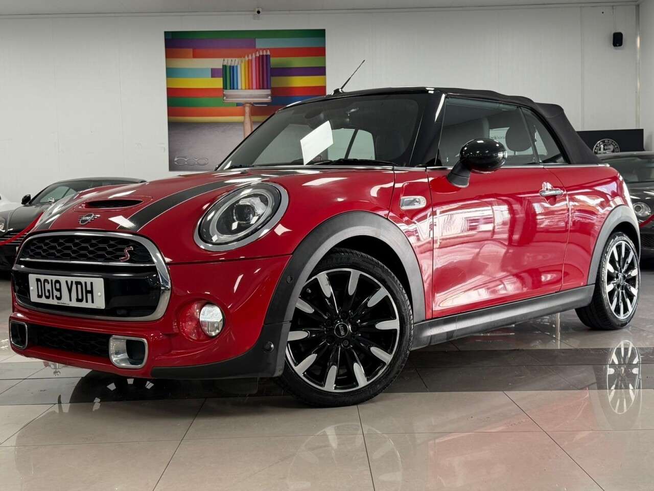 A 2019 MINI CONVERTIBLE 2.0 Cooper S Exclusive Convertible 2dr Petrol Steptronic Euro 6 (s/s) (192 A 2019 MINI CONVERTIBLE 2.0 Cooper S Exclusive Convertible 2dr Petrol Steptronic Euro 6 (s/s) (192