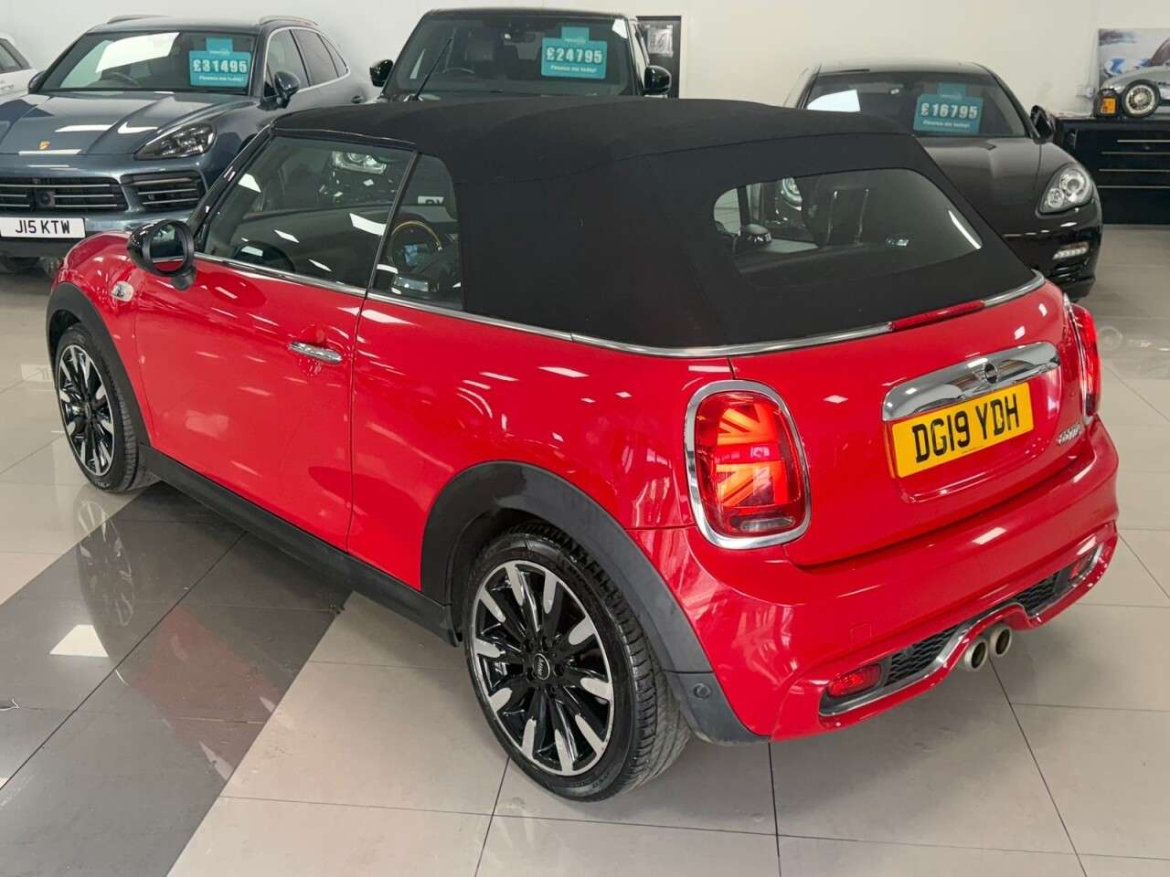 2019 MINI CONVERTIBLE 2019 MINI CONVERTIBLE