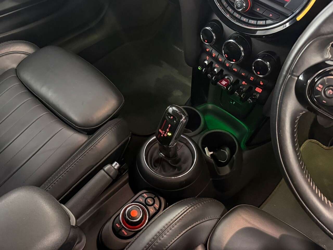 2019 MINI CONVERTIBLE 2019 MINI CONVERTIBLE