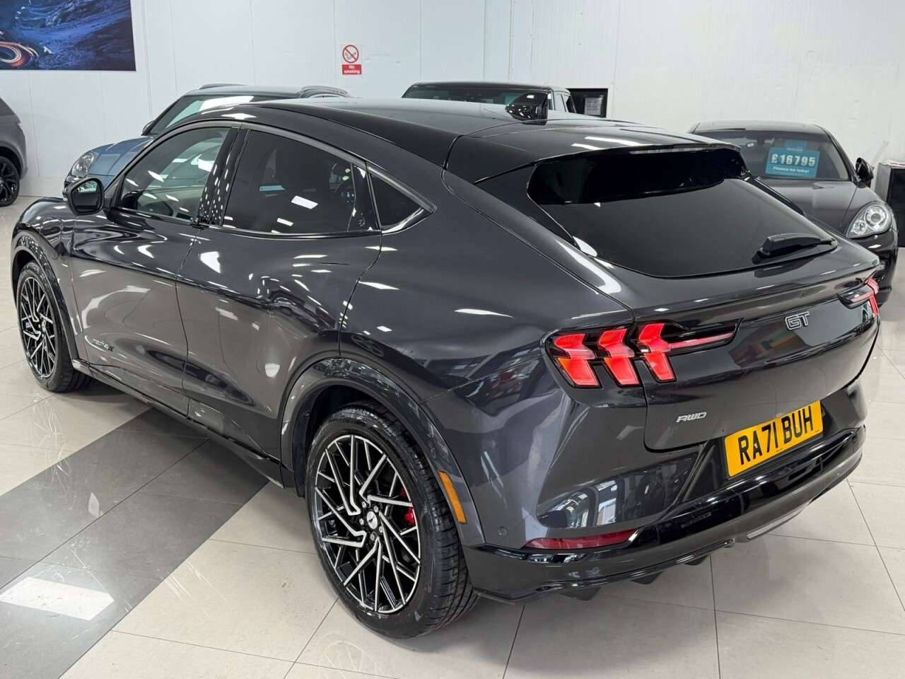 2021 FORD MUSTANG MACH-E 2021 FORD MUSTANG MACH-E