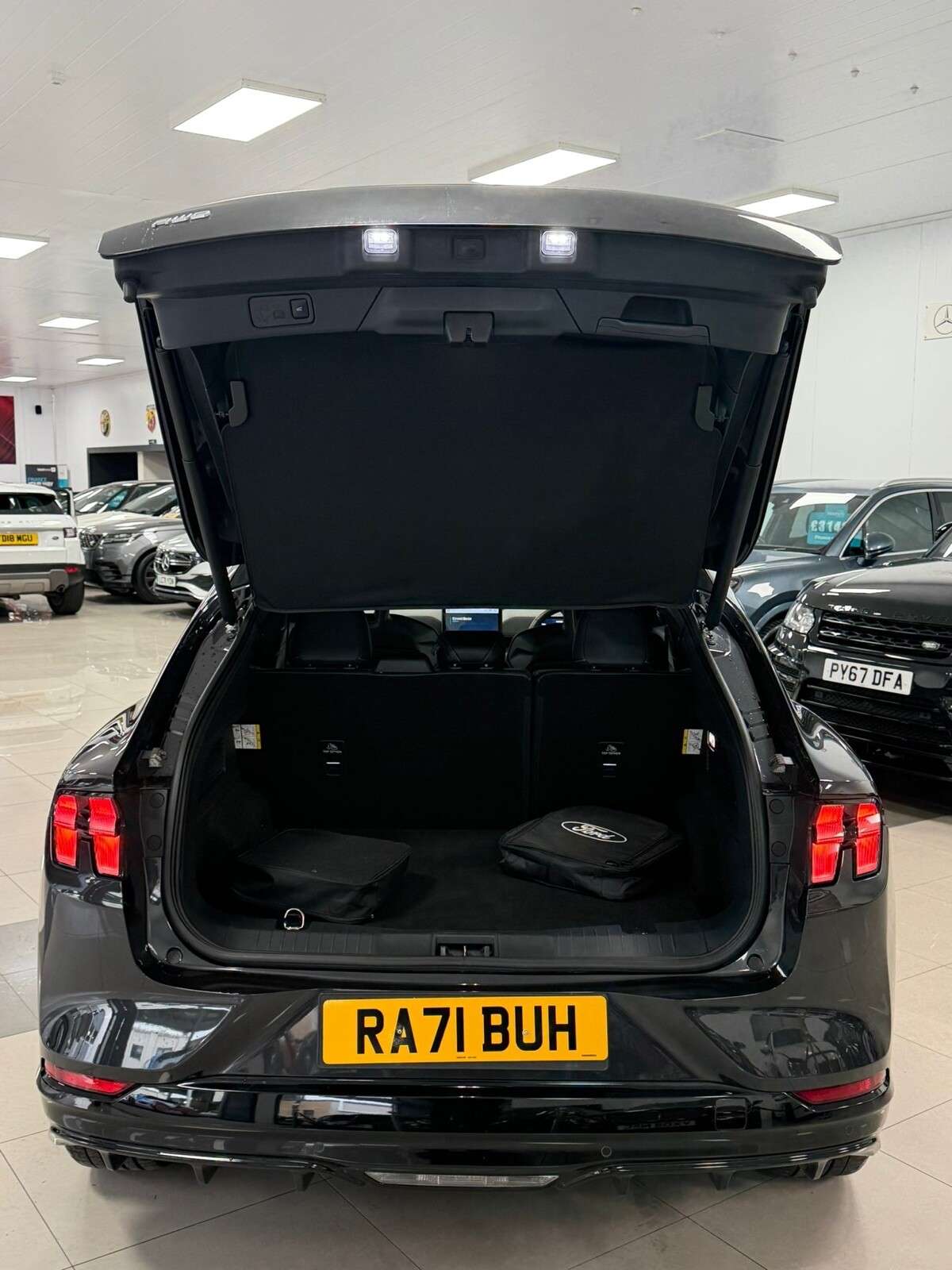 2021 FORD MUSTANG MACH-E 2021 FORD MUSTANG MACH-E