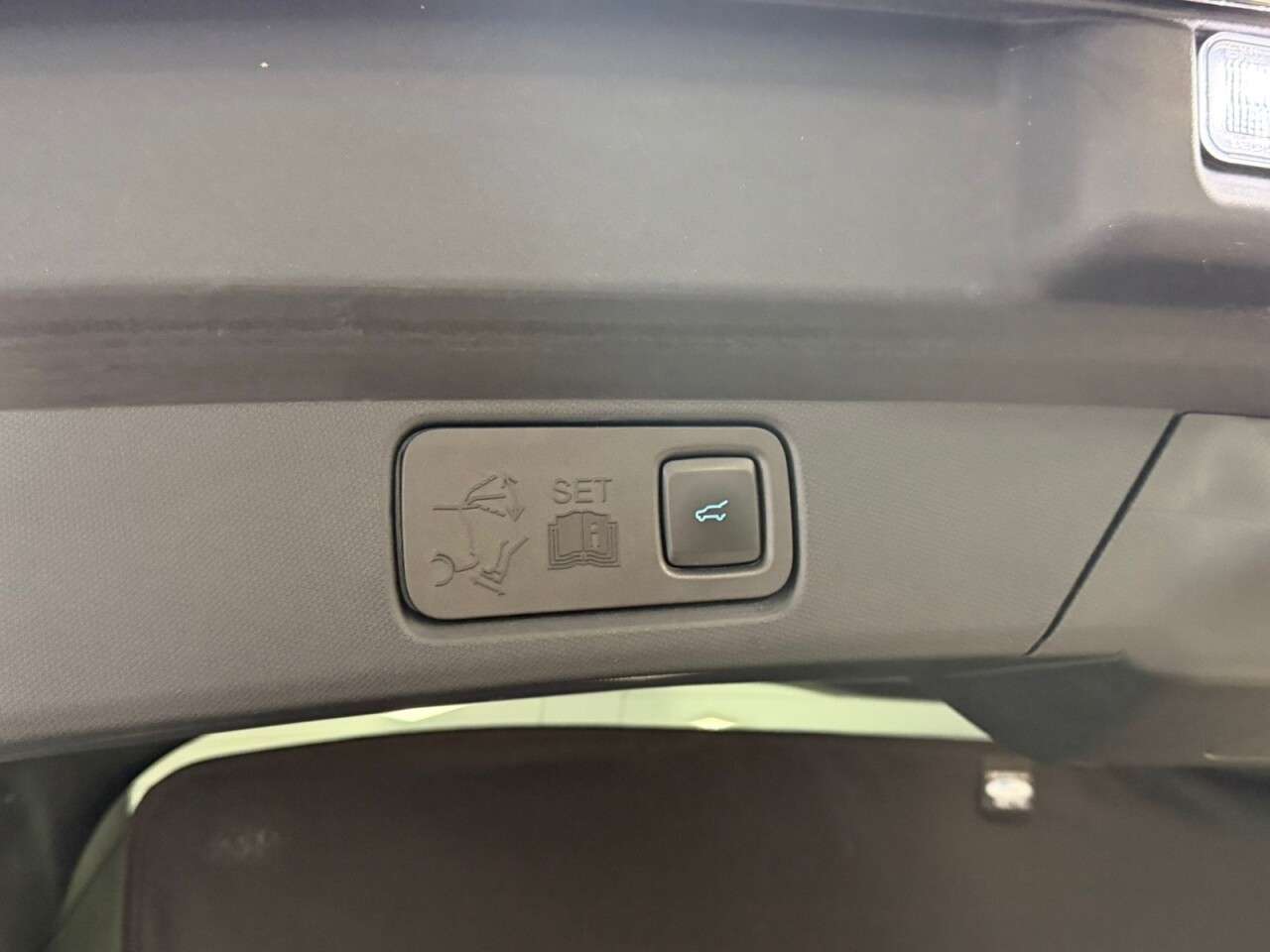 2021 FORD MUSTANG MACH-E 2021 FORD MUSTANG MACH-E