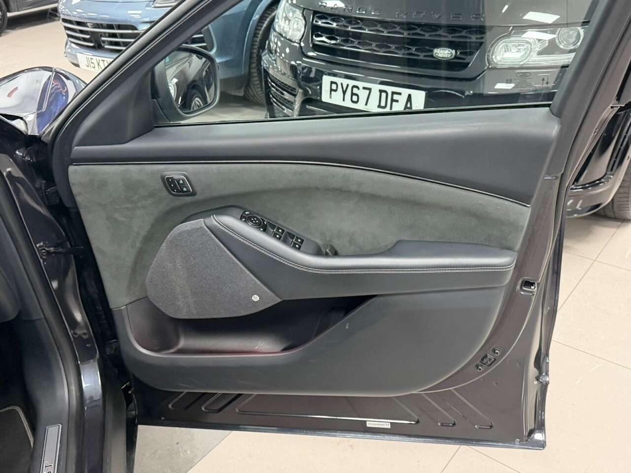 2021 FORD MUSTANG MACH-E 2021 FORD MUSTANG MACH-E