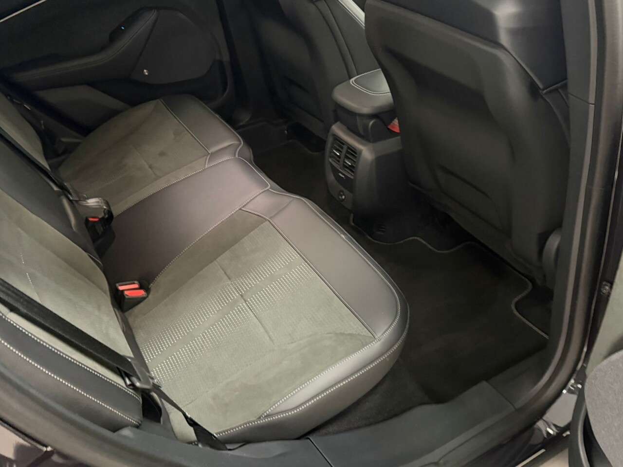 2021 FORD MUSTANG MACH-E 2021 FORD MUSTANG MACH-E