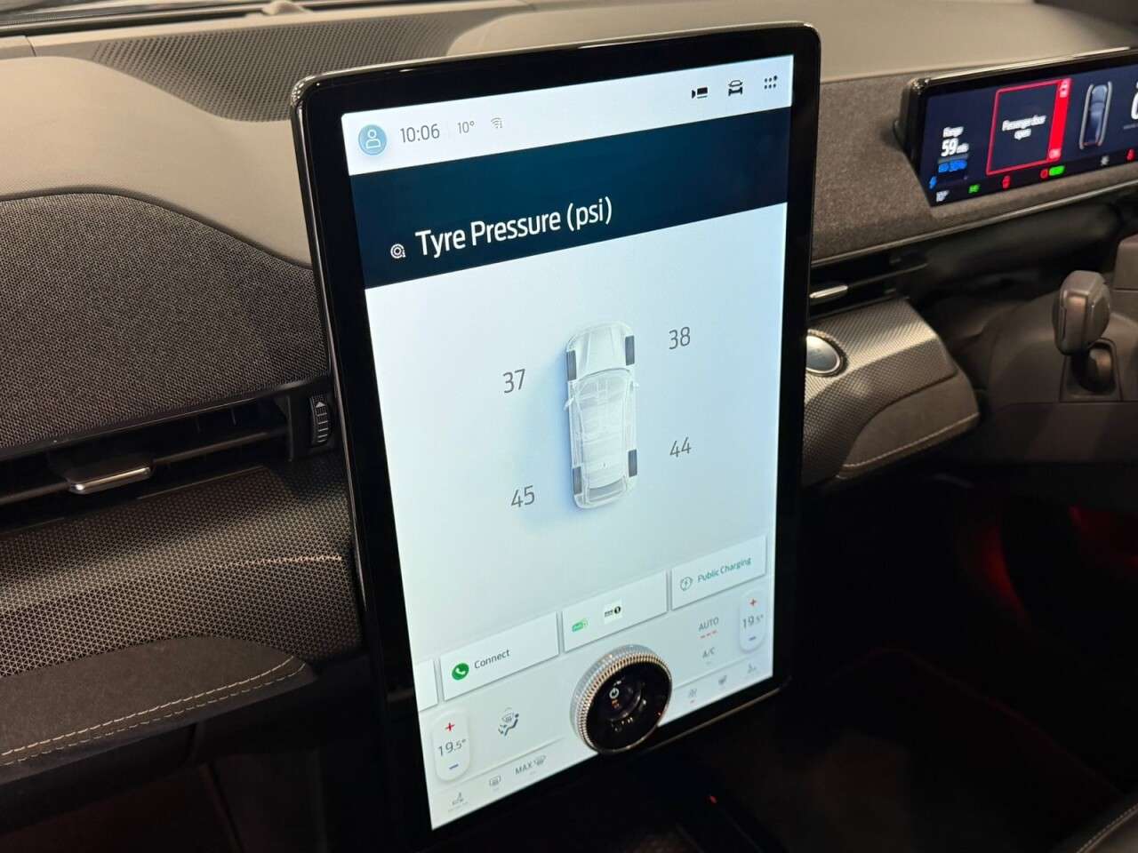 2021 FORD MUSTANG MACH-E 2021 FORD MUSTANG MACH-E