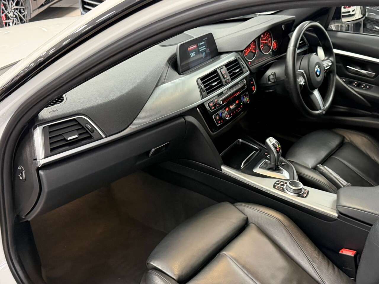 2019 BMW 3 SERIES 2019 BMW 3 SERIES