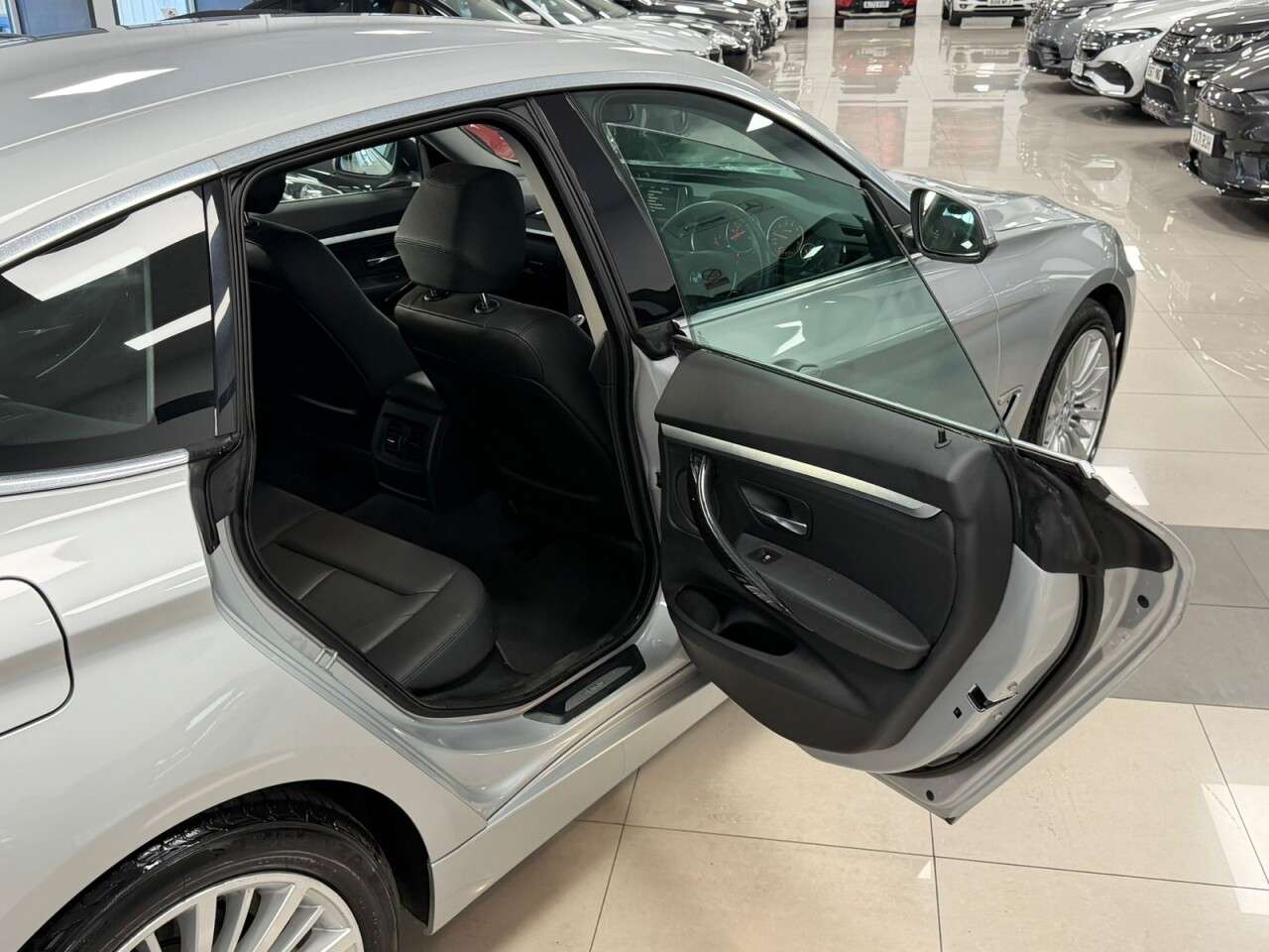 2013 BMW 3 SERIES GRAN TURISMO 2013 BMW 3 SERIES GRAN TURISMO