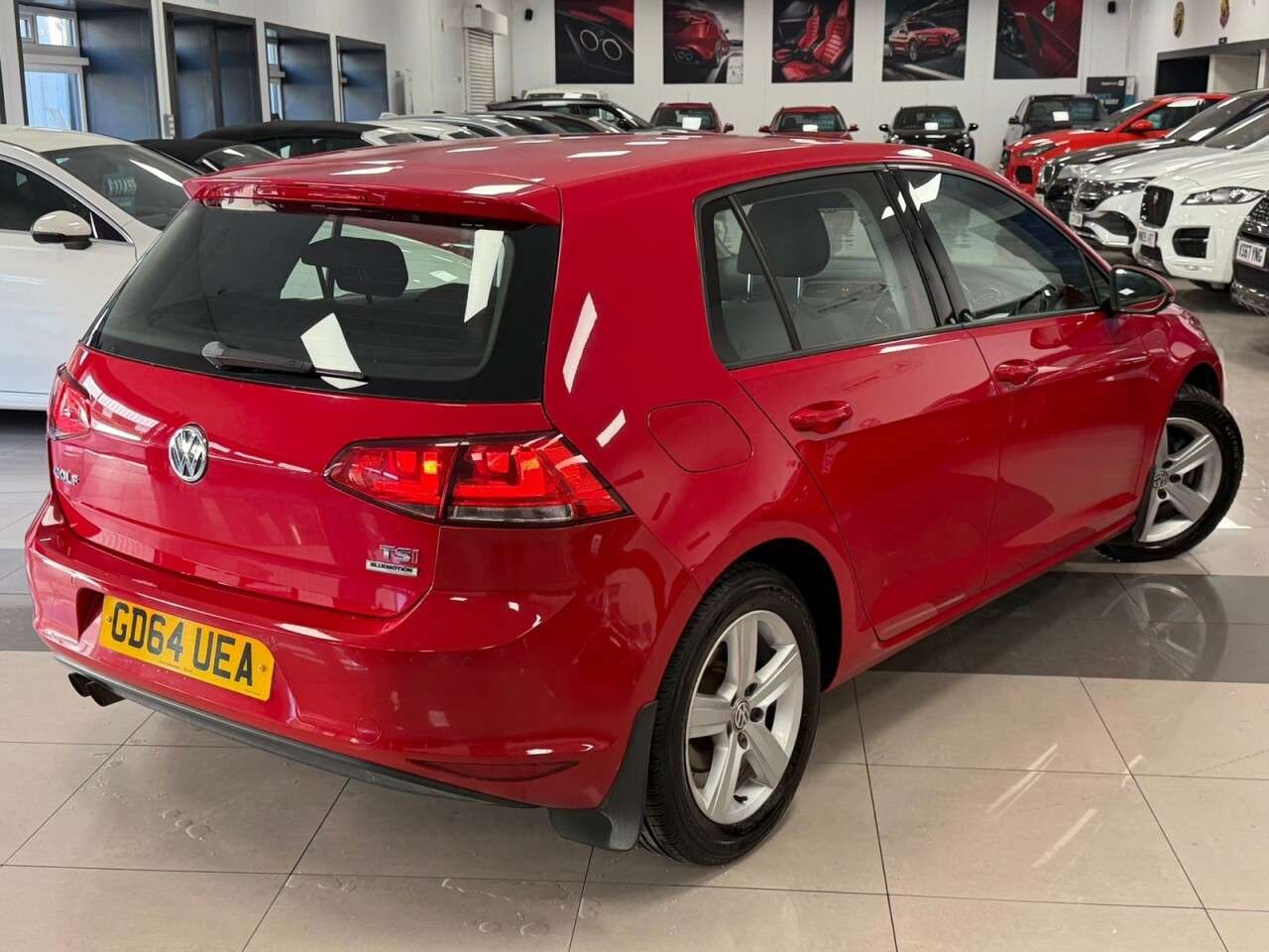 A 2015 VOLKSWAGEN GOLF 1.4 TSI BlueMotion Tech Match Hatchback 5dr Petrol Manual Euro 5 (s/s) (122 A 2015 VOLKSWAGEN GOLF 1.4 TSI BlueMotion Tech Match Hatchback 5dr Petrol Manual Euro 5 (s/s) (122