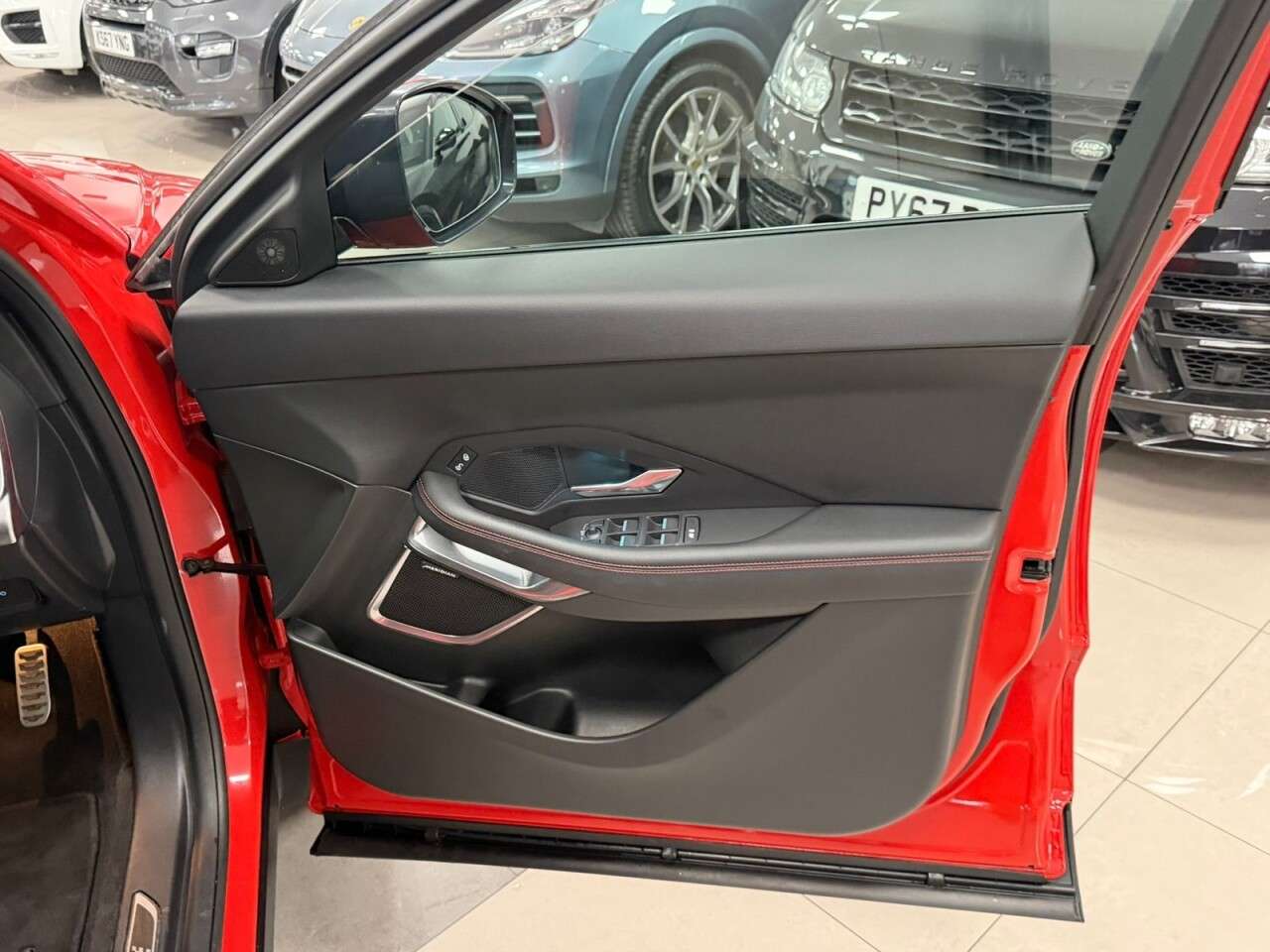 2020 JAGUAR E-PACE 2020 JAGUAR E-PACE