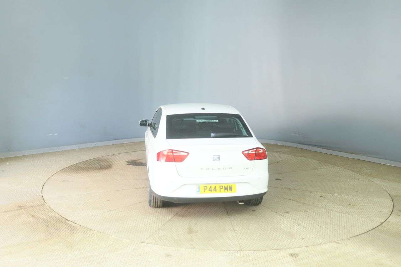 A 2015 SEAT TOLEDO 1.2 TSI Style Hatchback 5dr Petrol Manual Euro 6 (s/s) (110 ps) STUNNING WH A 2015 SEAT TOLEDO 1.2 TSI Style Hatchback 5dr Petrol Manual Euro 6 (s/s) (110 ps) STUNNING WH