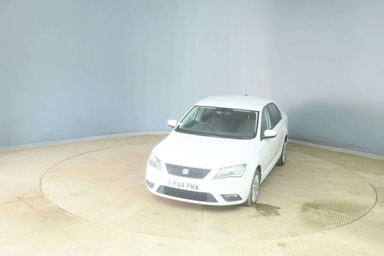 A 2015 SEAT TOLEDO 1.2 TSI Style Hatchback 5dr Petrol Manual Euro 6 (s/s) (110 ps) STUNNING WH A 2015 SEAT TOLEDO 1.2 TSI Style Hatchback 5dr Petrol Manual Euro 6 (s/s) (110 ps) STUNNING WH