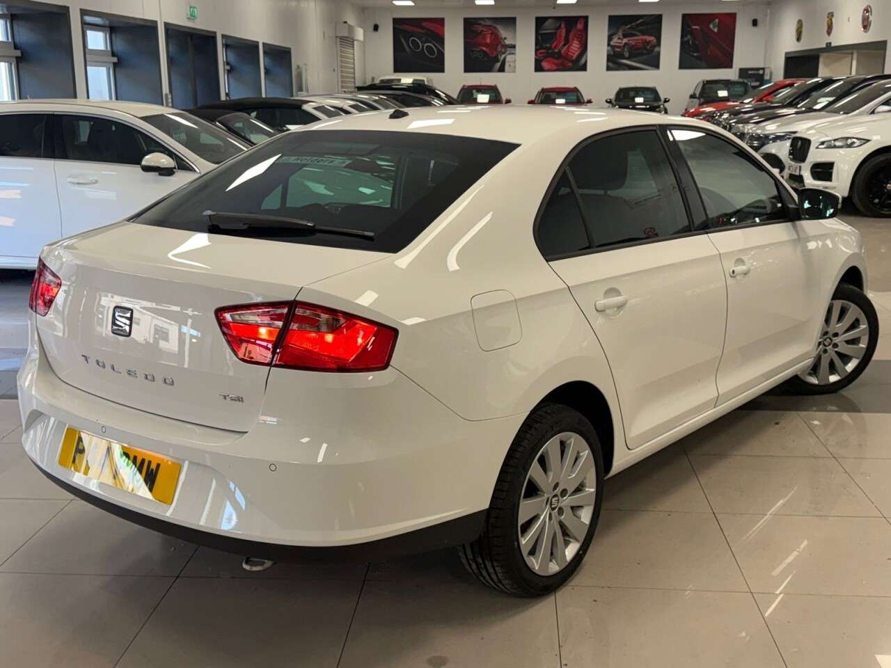 A 2015 SEAT TOLEDO 1.2 TSI Style Hatchback 5dr Petrol Manual Euro 6 (s/s) (110 ps) STUNNING WH A 2015 SEAT TOLEDO 1.2 TSI Style Hatchback 5dr Petrol Manual Euro 6 (s/s) (110 ps) STUNNING WH