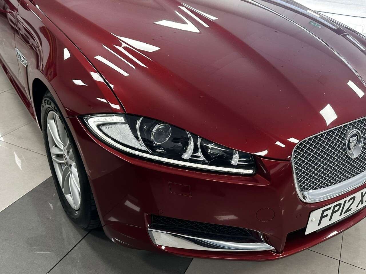 2012 JAGUAR XF 2012 JAGUAR XF