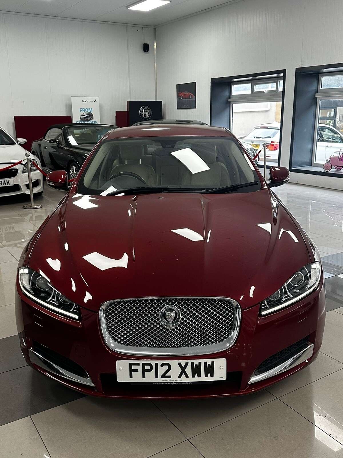 2012 JAGUAR XF 2012 JAGUAR XF