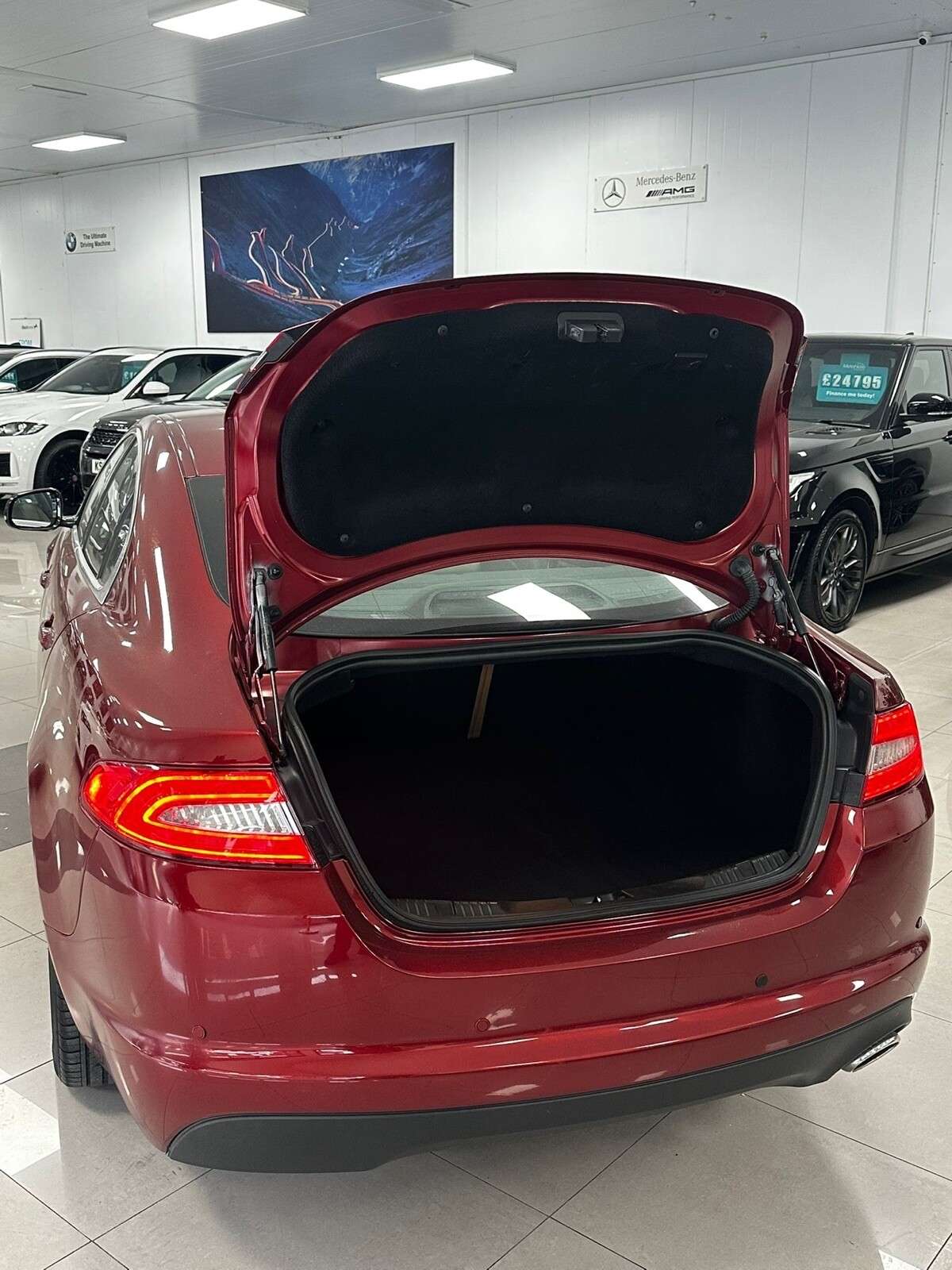 2012 JAGUAR XF 2012 JAGUAR XF