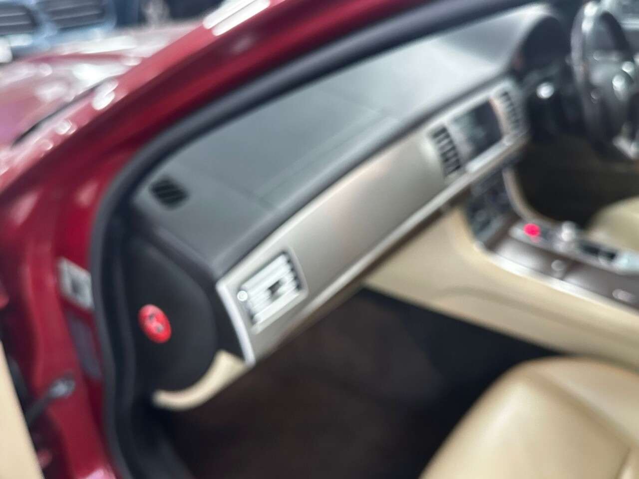 2012 JAGUAR XF 2012 JAGUAR XF