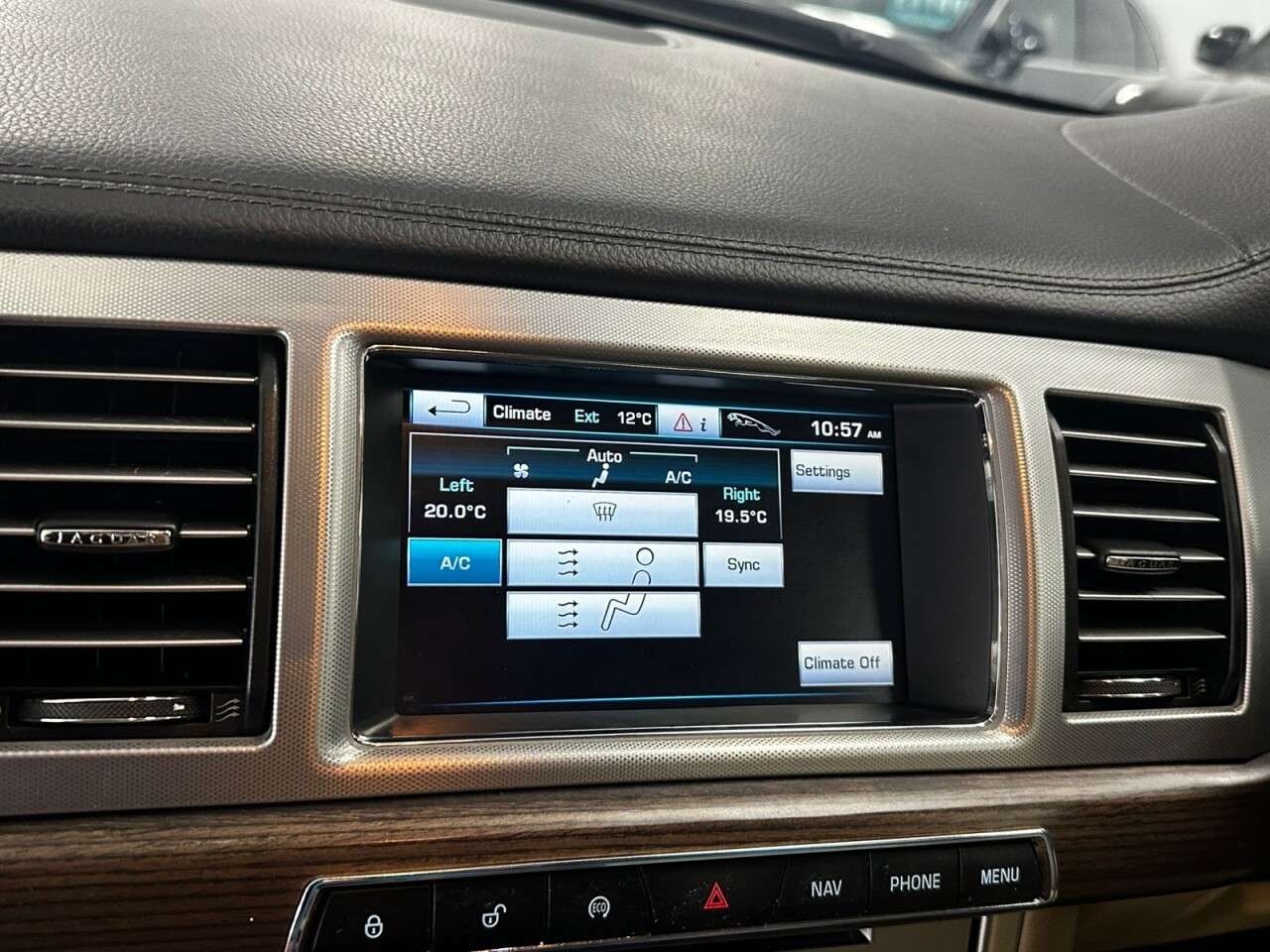 2012 JAGUAR XF 2012 JAGUAR XF