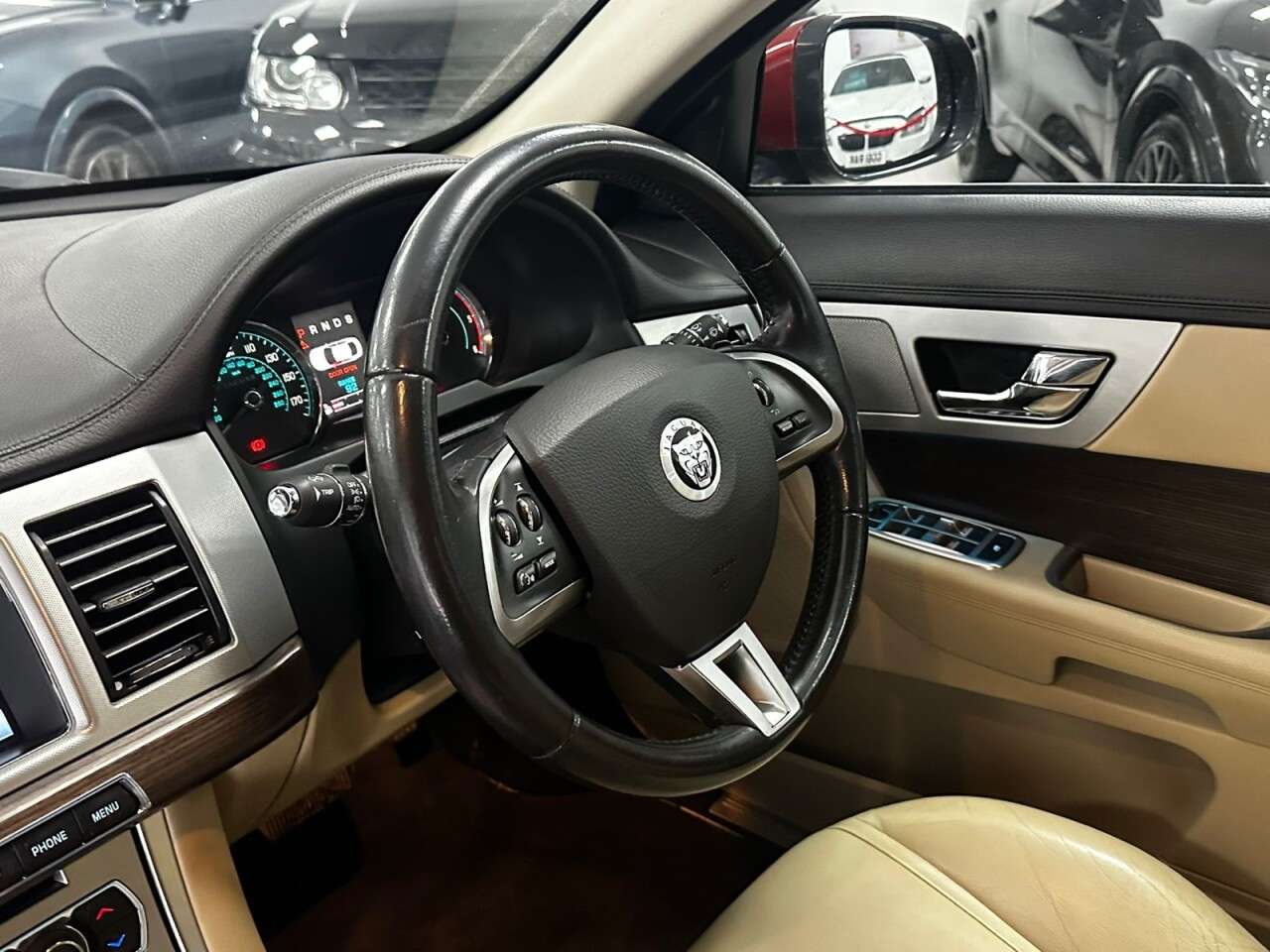 2012 JAGUAR XF 2012 JAGUAR XF