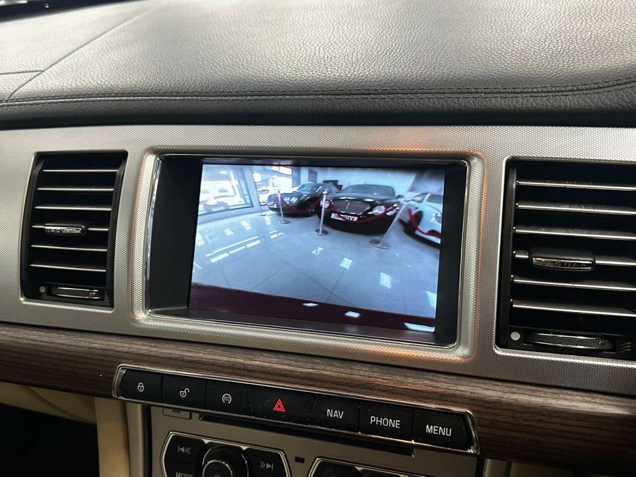 2012 JAGUAR XF 2012 JAGUAR XF