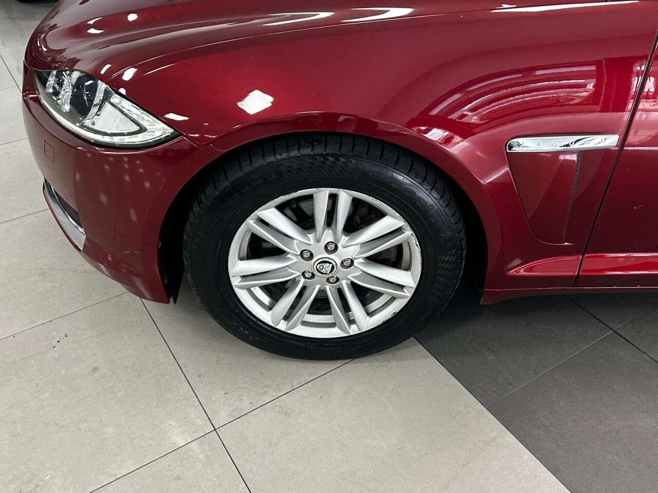 2012 JAGUAR XF 2012 JAGUAR XF