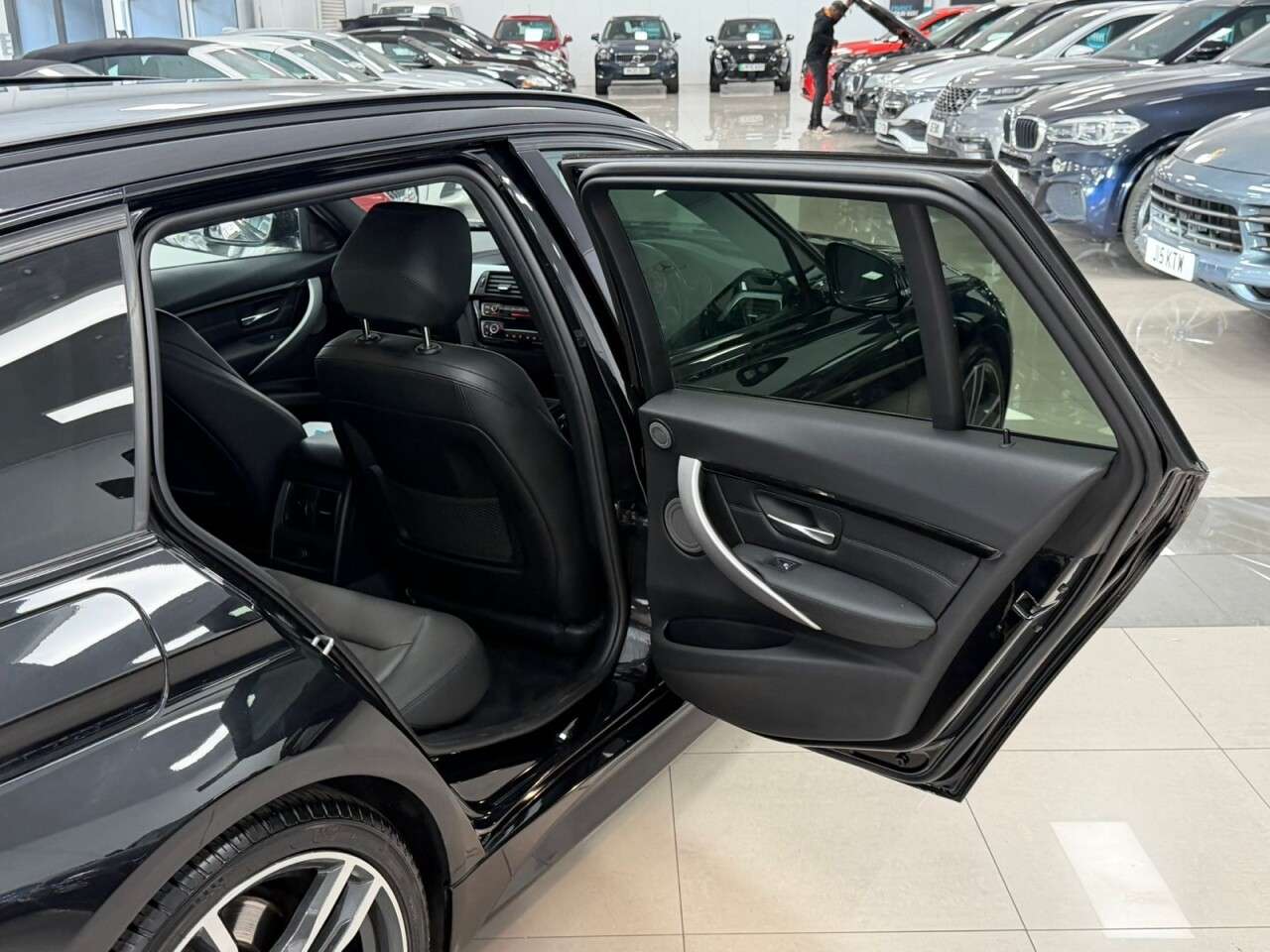 2019 BMW 3 SERIES 2019 BMW 3 SERIES
