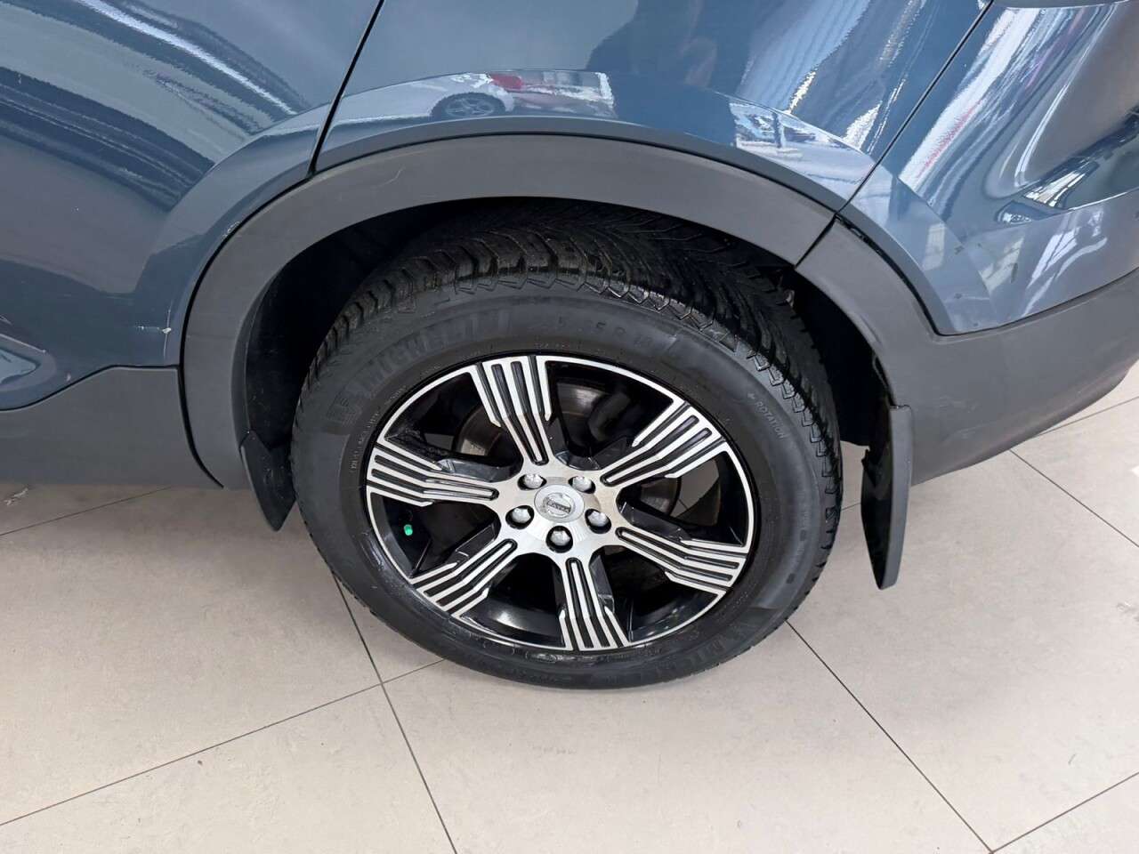 2020 VOLVO XC40 2020 VOLVO XC40