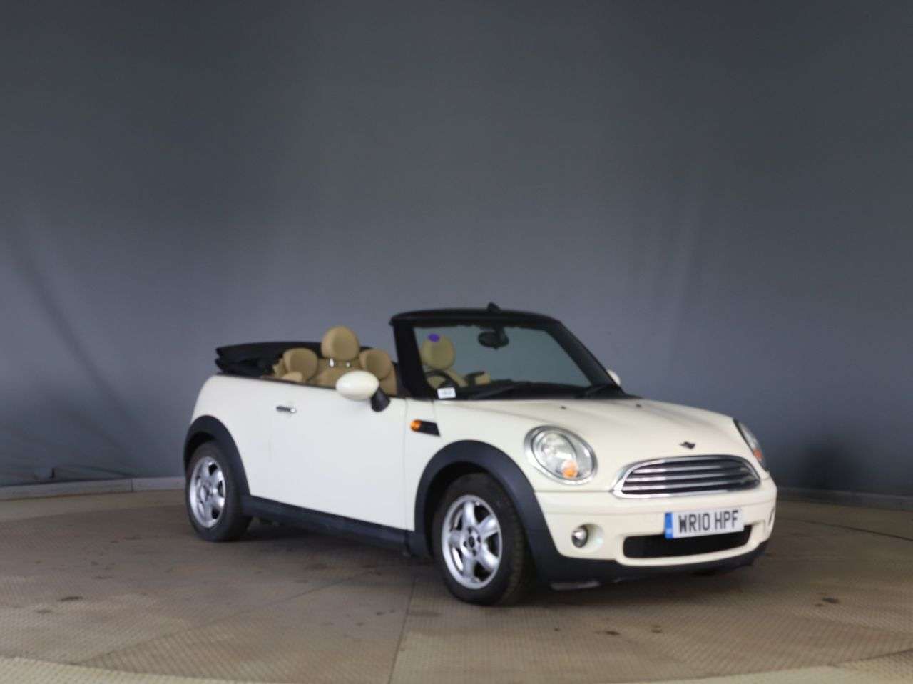A 2010 MINI CONVERTIBLE 1.6 Cooper Convertible 2dr Petrol Steptronic Euro 5 (122 ps) STUNNING MINI A 2010 MINI CONVERTIBLE 1.6 Cooper Convertible 2dr Petrol Steptronic Euro 5 (122 ps) STUNNING MINI