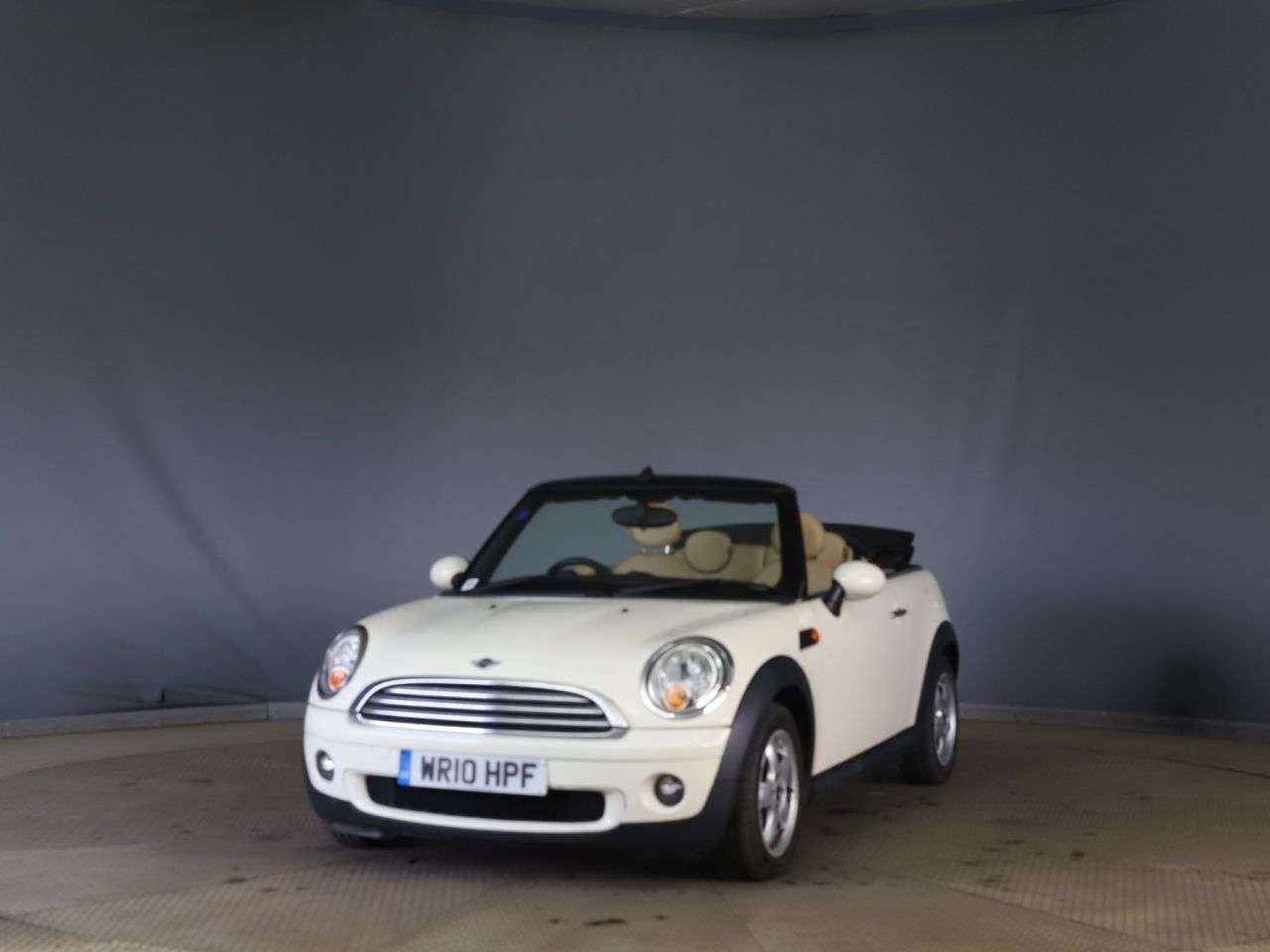 A 2010 MINI CONVERTIBLE 1.6 Cooper Convertible 2dr Petrol Steptronic Euro 5 (122 ps) STUNNING MINI A 2010 MINI CONVERTIBLE 1.6 Cooper Convertible 2dr Petrol Steptronic Euro 5 (122 ps) STUNNING MINI