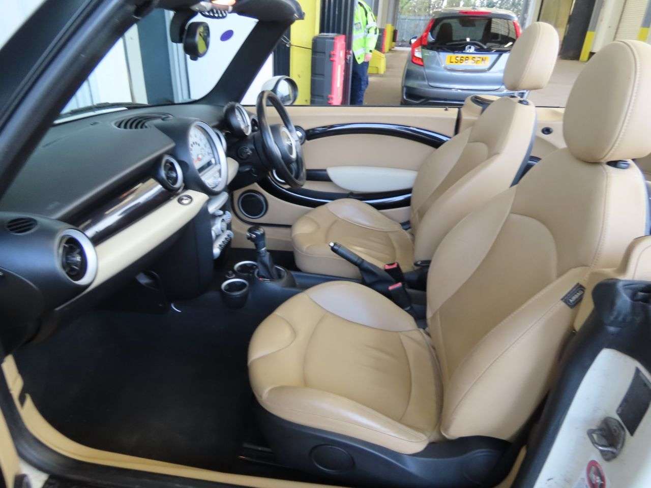 2010 MINI CONVERTIBLE 2010 MINI CONVERTIBLE