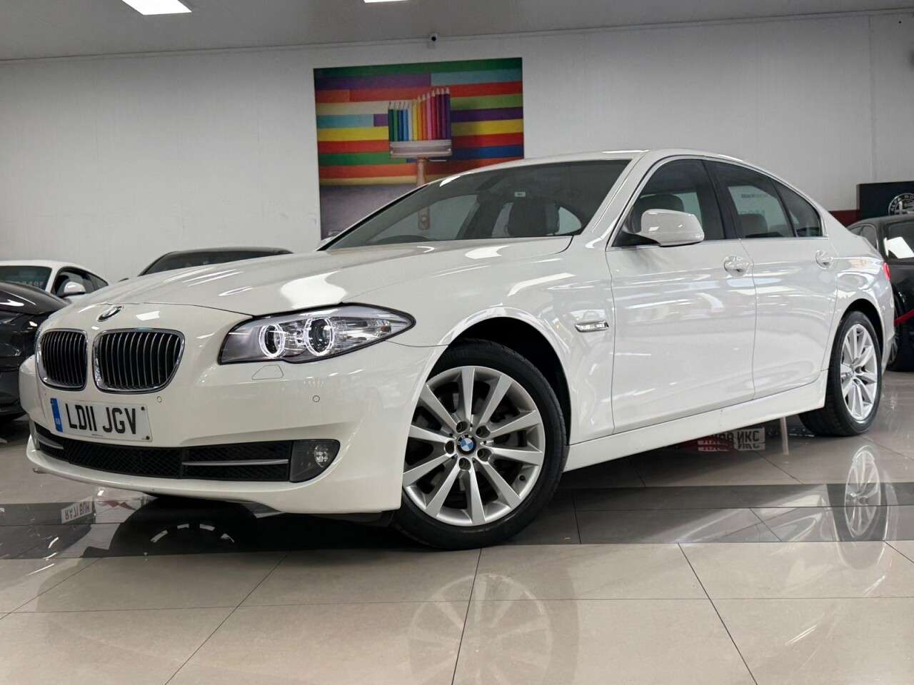 A 2011 BMW 5 SERIES 2.0 520d SE Saloon 4dr Diesel Steptronic Euro 5 (184 ps) INCREDIBLE HISTORY A 2011 BMW 5 SERIES 2.0 520d SE Saloon 4dr Diesel Steptronic Euro 5 (184 ps) INCREDIBLE HISTORY