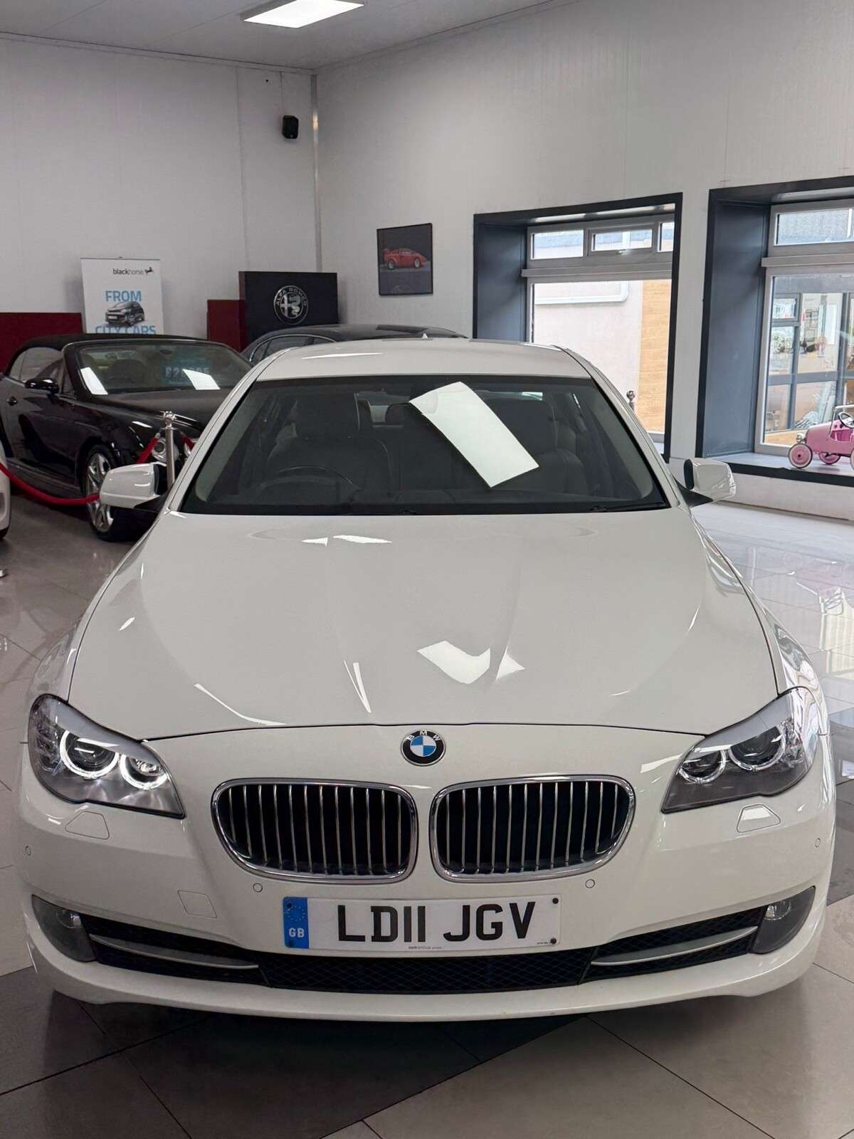 2011 BMW 5 SERIES 2011 BMW 5 SERIES