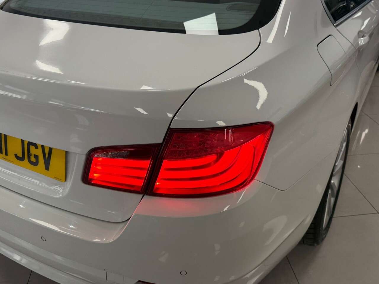 2011 BMW 5 SERIES 2011 BMW 5 SERIES